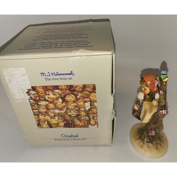 VINTAGE GOEBEL #141/1 APPLE TREE GIRL" TMK-6 HAND PAINTED FIGURINE 6 W. GERMANY! - Picture 2 of 10